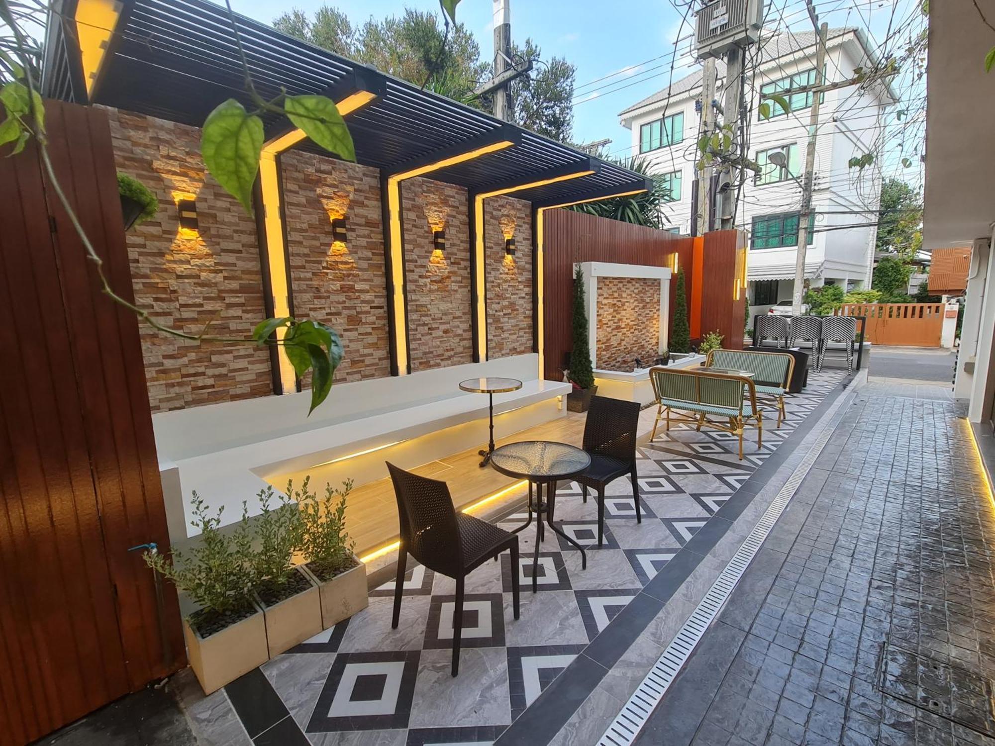 9 Suite Luxury Boutique Hotel Chiang Mai Exterior foto